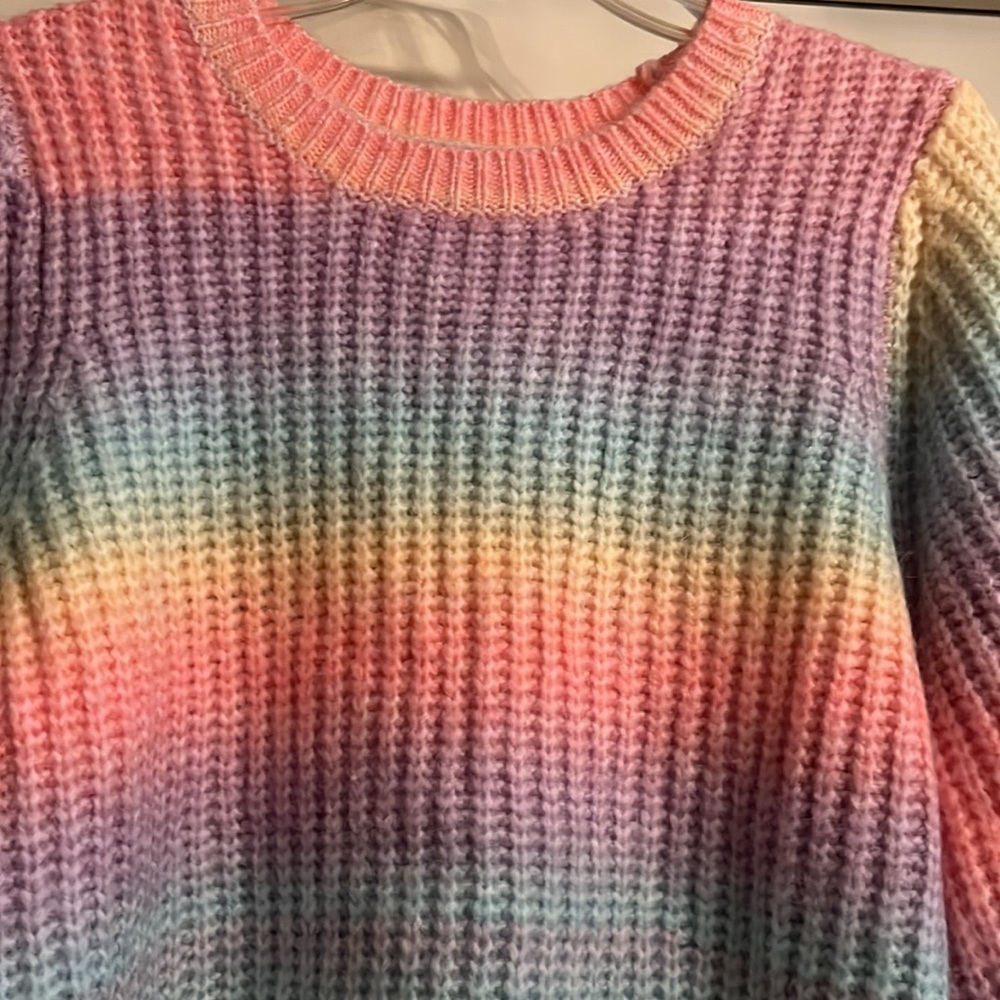 Colorful Sweater! - Picture 3 of 6